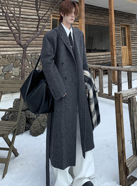 羊毛双排扣翻领中长款过膝大衣男