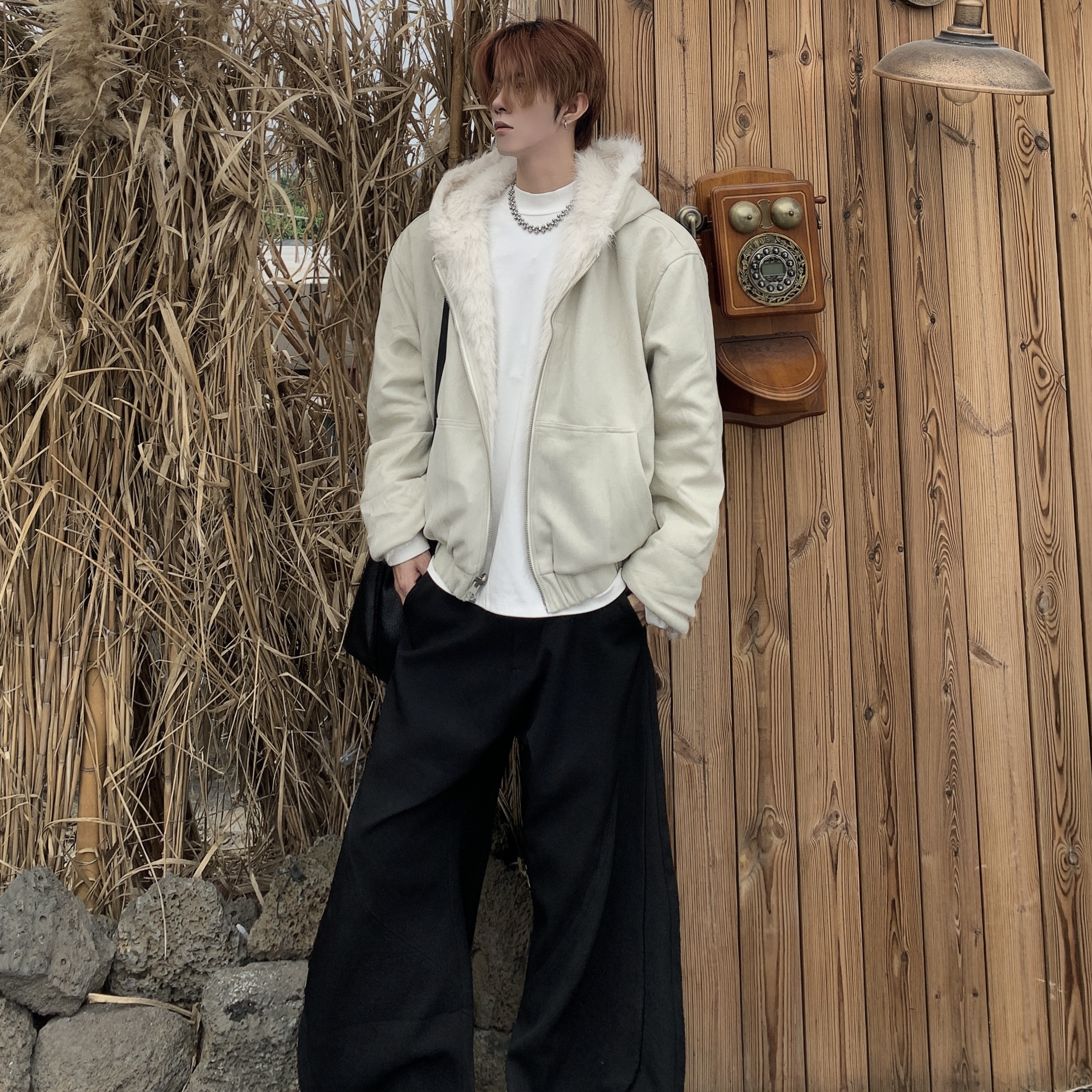 短款连帽座山雕加绒棉衣男女