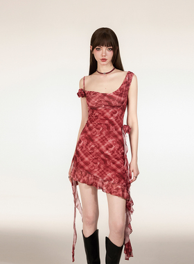 KeepBlue玫瑰猎手 荡领不对称小众设计连衣裙女夏季吊带裙包臀裙