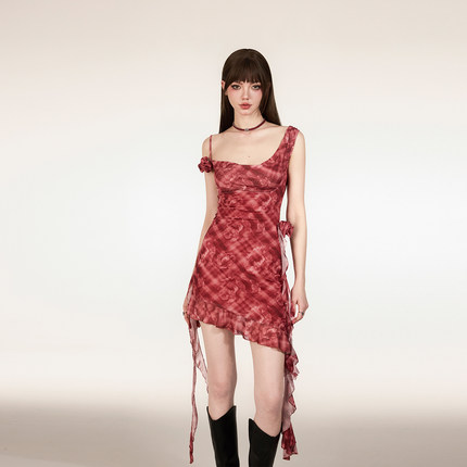 KeepBlue玫瑰猎手 荡领不对称小众设计连衣裙女夏季吊带裙包臀裙