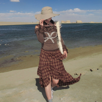 KeepBlue拒绝约束 不规则红格纹半裙2024新款设计感a字半身裙长裙