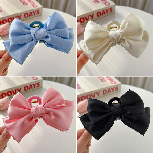 蝴蝶结在逃公主抓夹鲨鱼夹