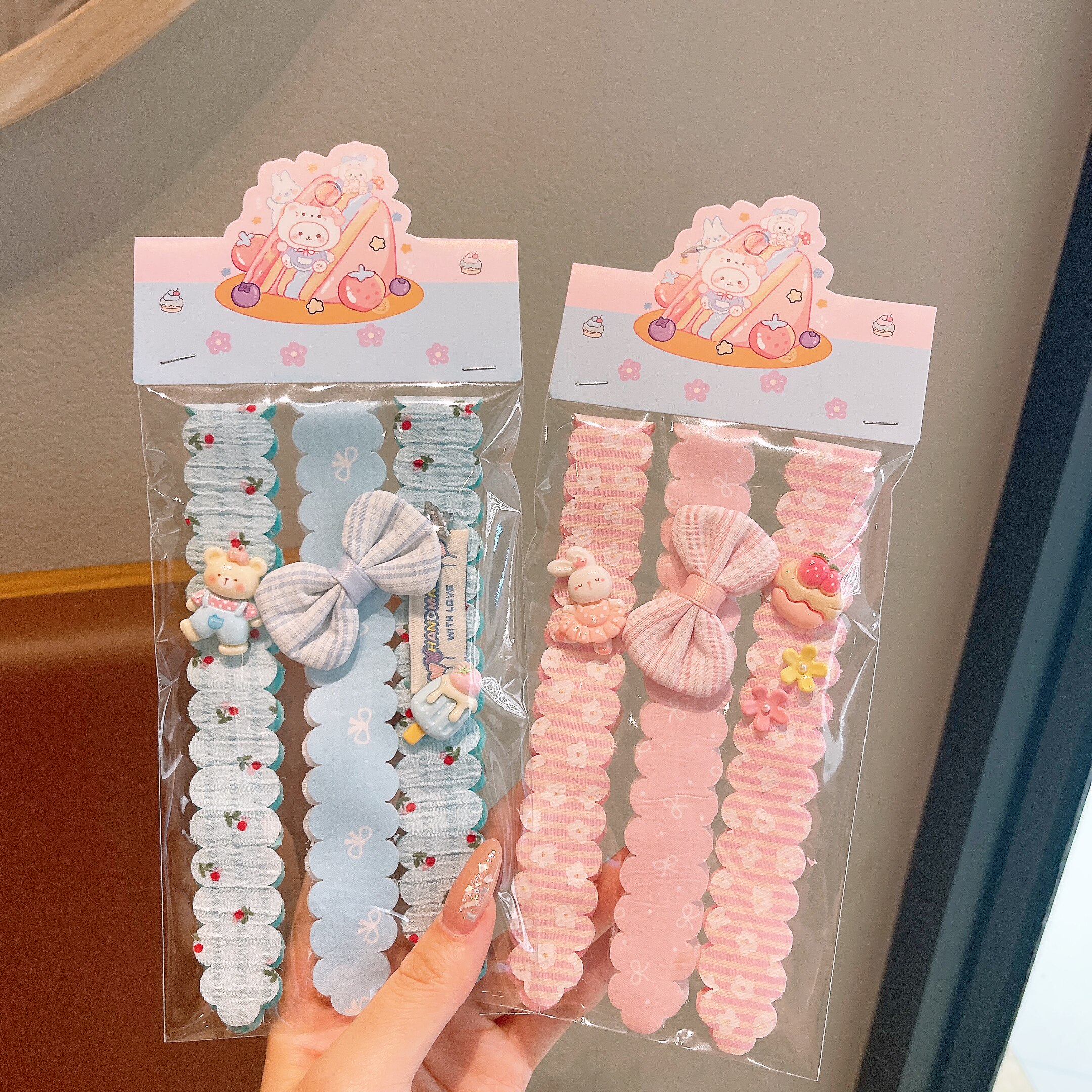 摩芽女童格纹卡通魔术贴发带发饰图片