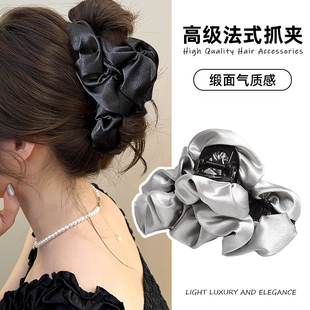 云朵泡泡抓夹褶皱布艺新款 发抓女高级感后脑勺发夹鲨鱼夹盘发头饰