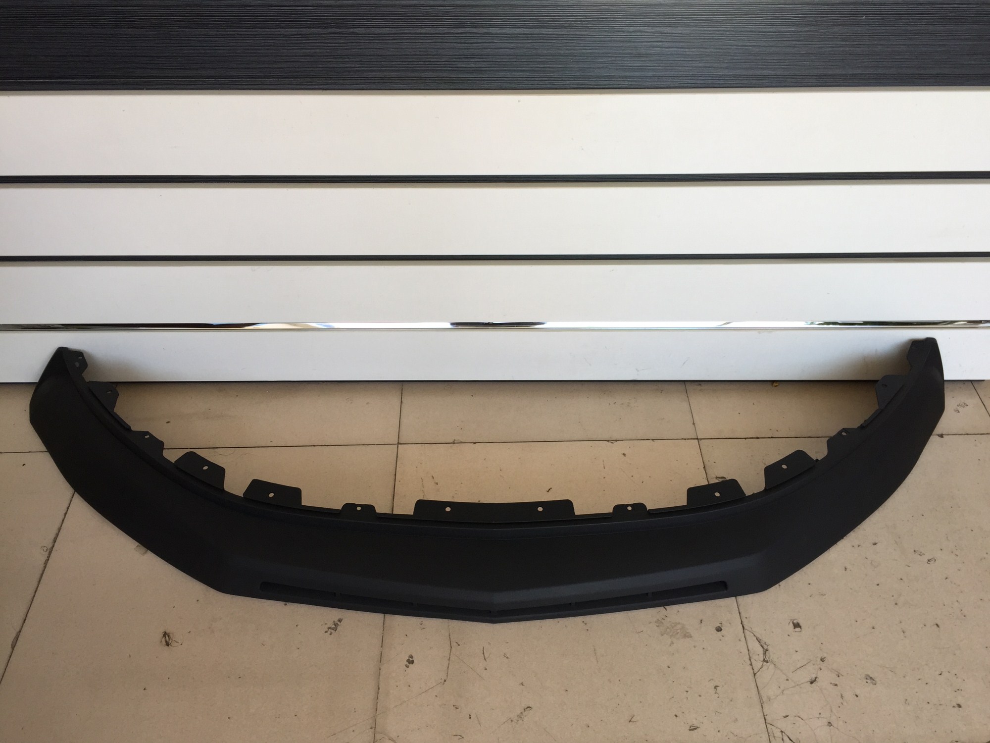 适用凯迪拉克款前杠下导流