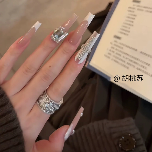碎钻纯手工美甲穿戴甲中长款高级小众ins网红气质法式辣妹学生