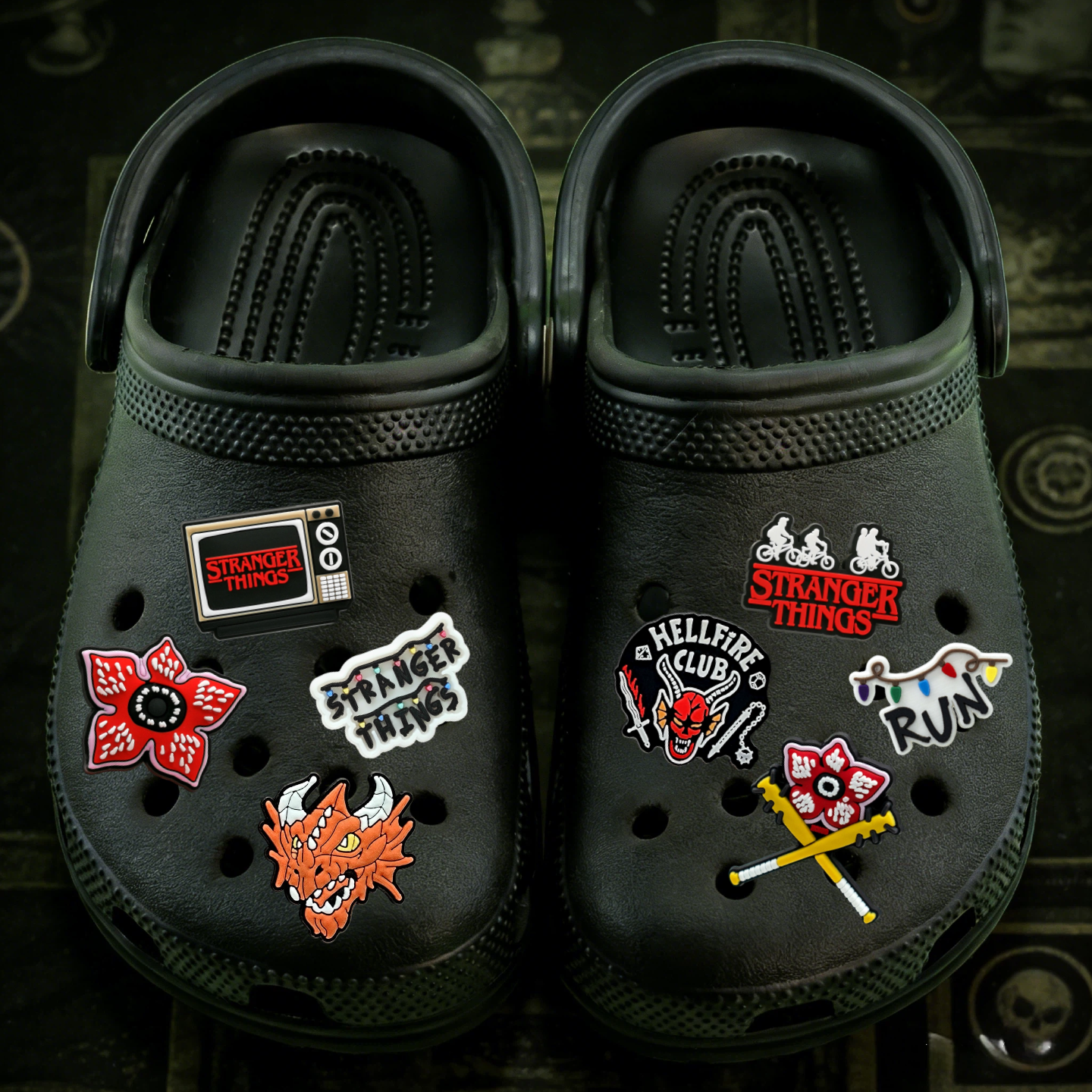 热门怪奇美剧周边Crocs鞋扣洞洞鞋花装饰扣可拆卸DIY智必星鞋配件