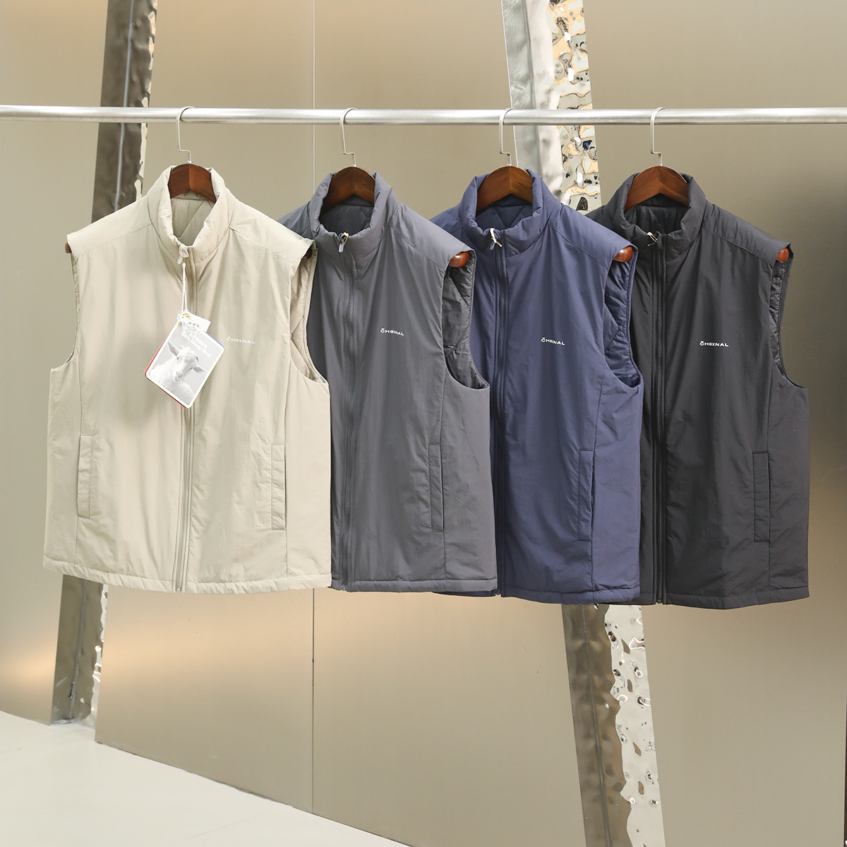 黑科技气绒马甲！绵羊毛填充！防风防泼水！男士秋冬立领保暖背心