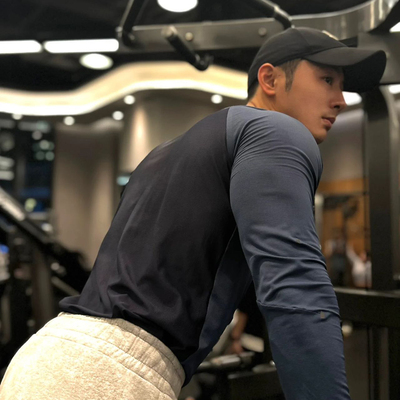 DRY-TEC冷感速干透气面料！人体工学裁剪！男士速干长衣袖运动T恤