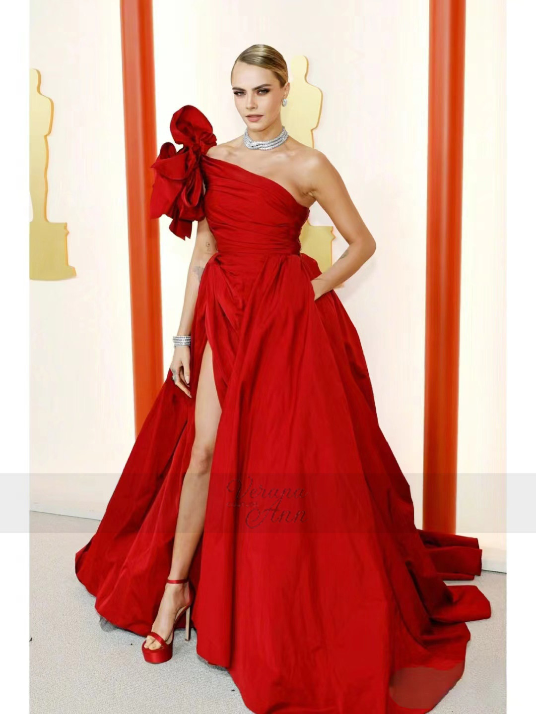 【VA】Marchesa23新款明星同款红色单肩缎面新娘婚纱晚宴礼服定制