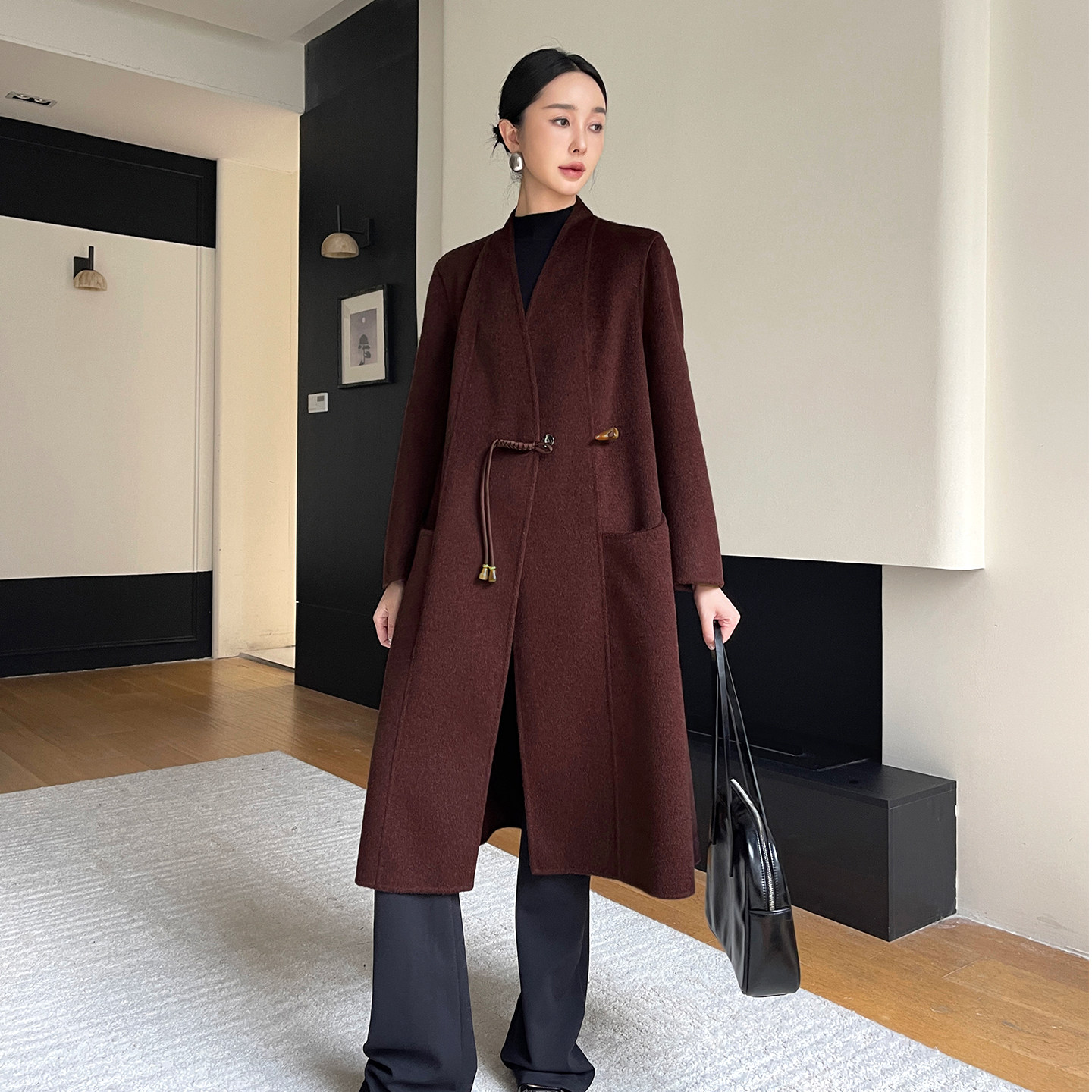 双面羊绒大衣女中长款2025新款高级感羊绒牛角扣斗篷羊毛呢外套