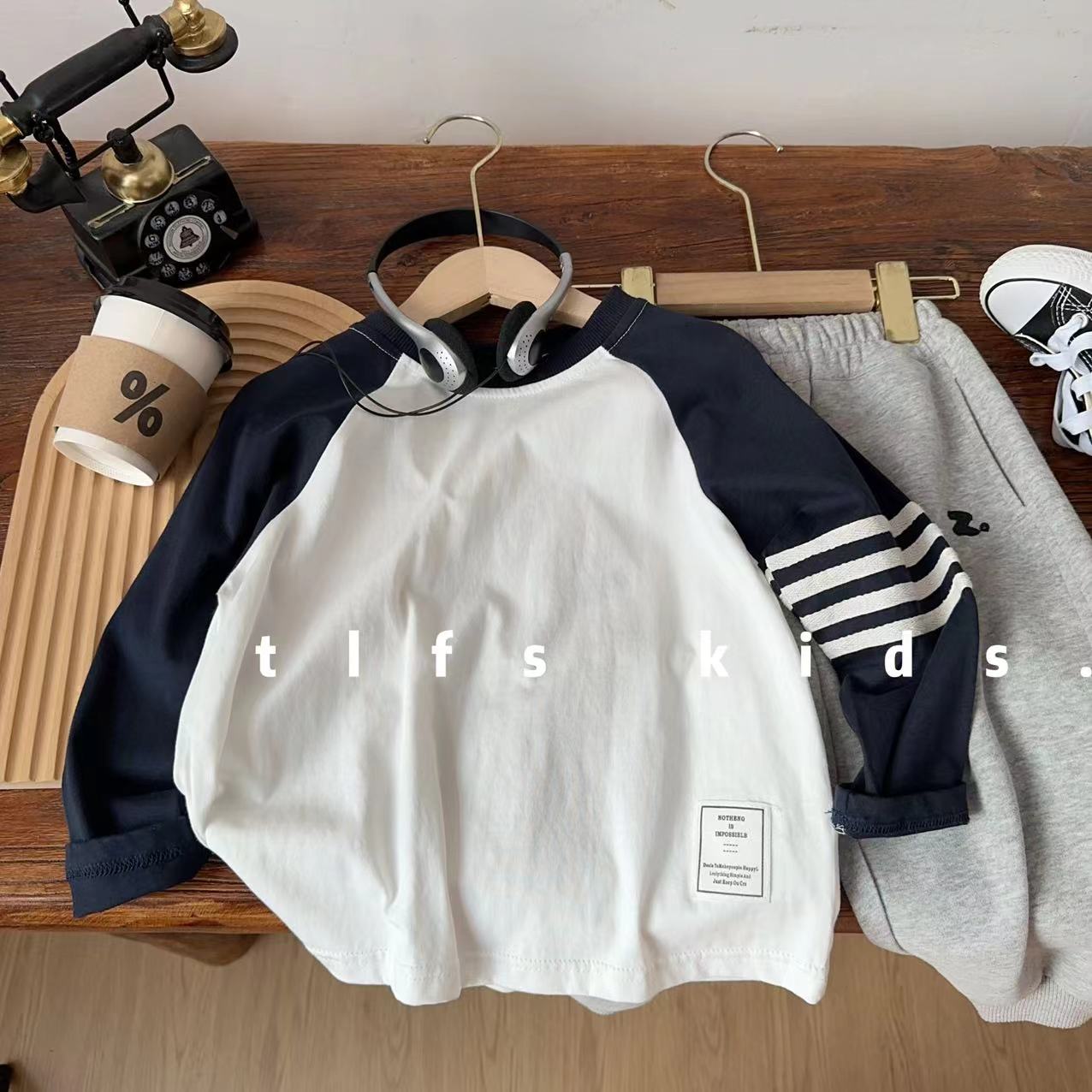 儿童2025秋季新款韩版拼色圆领长袖T恤男女童百搭休闲宽松上衣潮