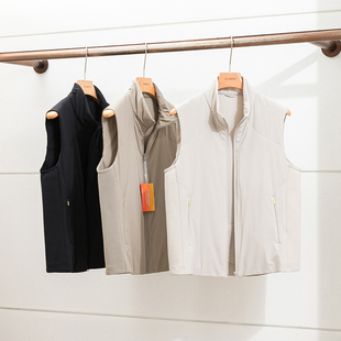 秋冬男士 无界 超轻棉马甲高尔夫商务运动外套棉马甲 风格 轻盈之姿