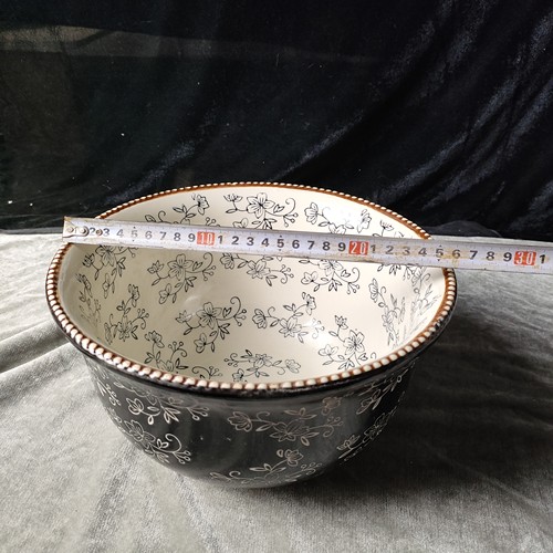 外贸出口釉下彩陶瓷浮雕大深碗，实物如图，微瑕介意勿拍满20包邮