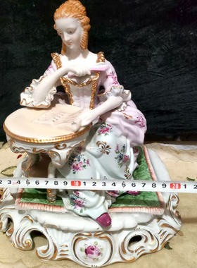 老货陶瓷人偶带标，微瑕介意勿拍