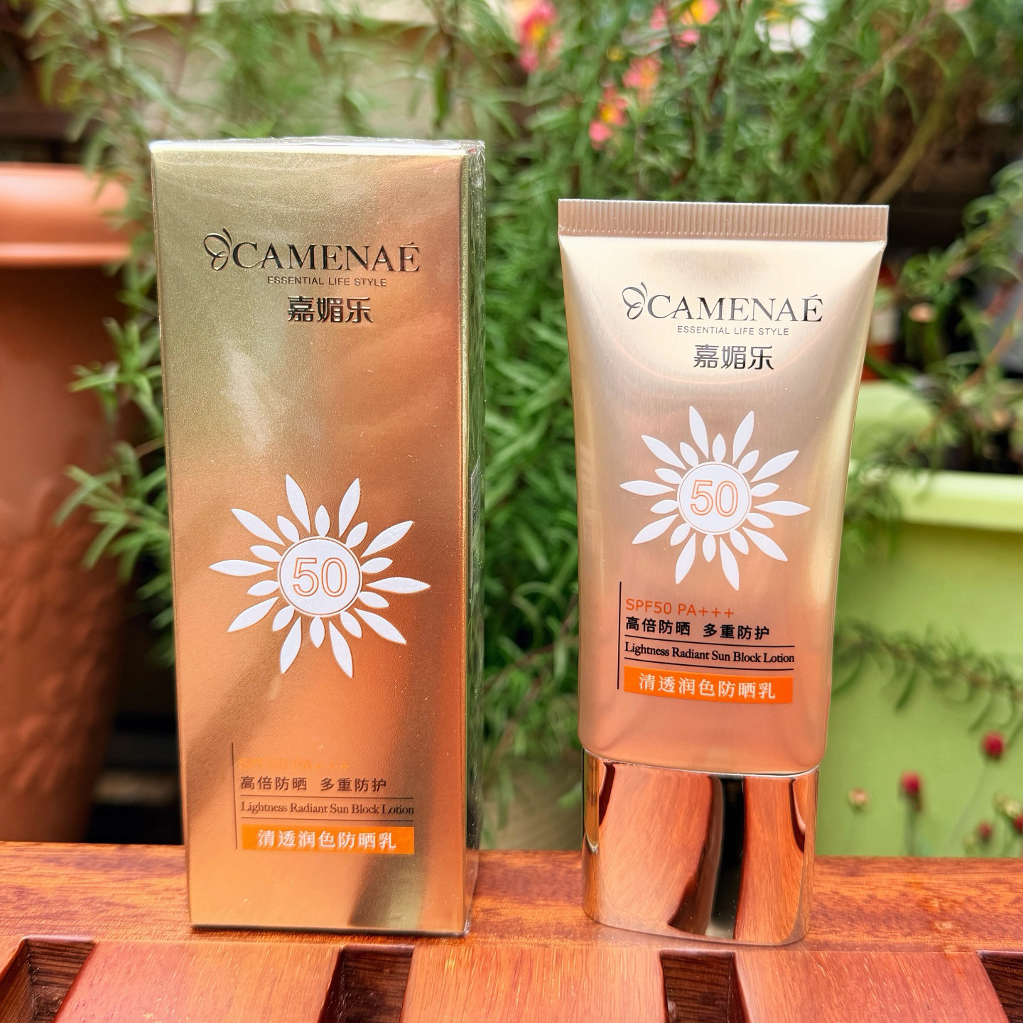特价嘉媚乐清透润色防晒乳50g SPF50 PA+++耐水汗不花妆持久高倍