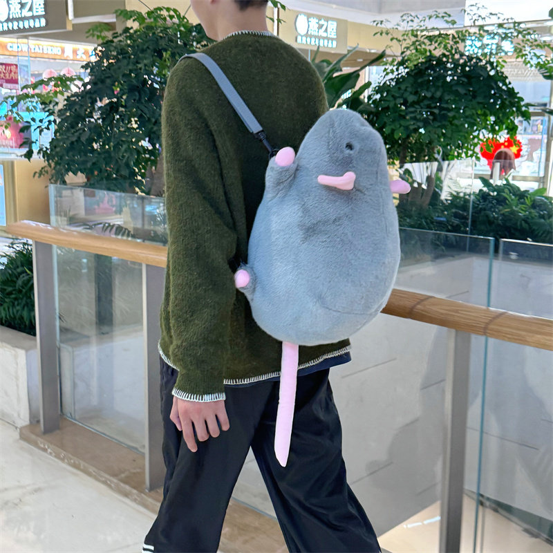 可爱老鼠双肩包玩偶毛绒玩具搞怪豚鼠大容量通勤包趣味男女斜跨包