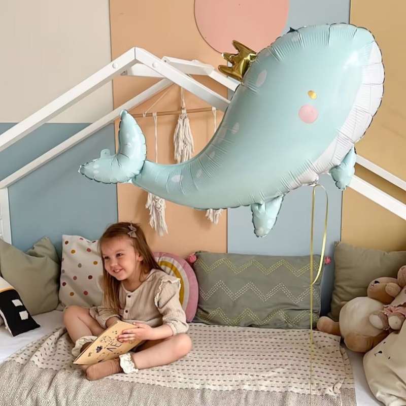 包郵進口皇冠藍色鯨魚鋁膜氣球