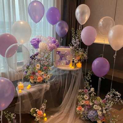 紫色飘空氦气球浪漫表白求婚布置