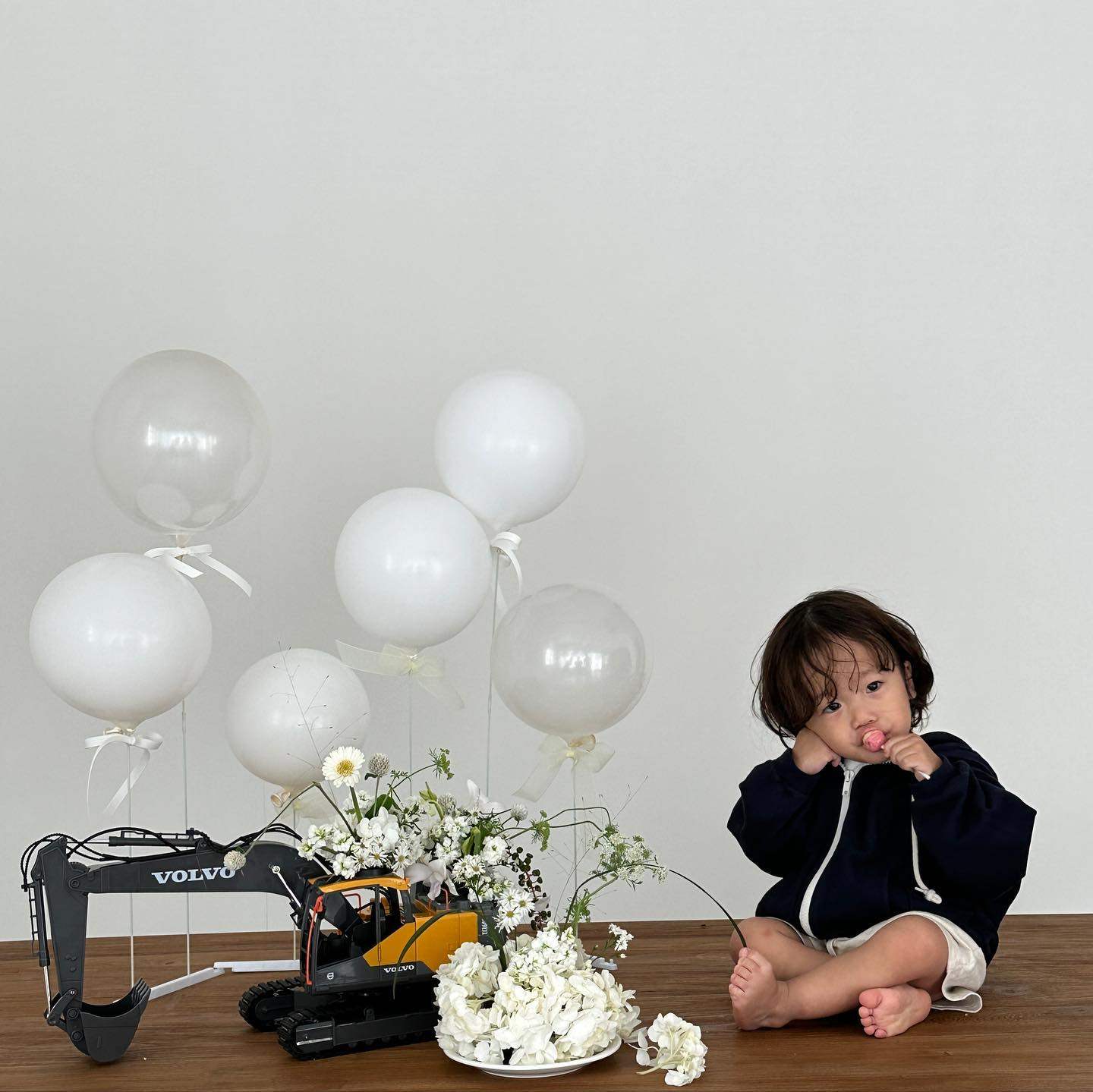 可折叠桌飘气球鲜花甜品台装饰布置用品塑料拖杆路引立柱棒子配件