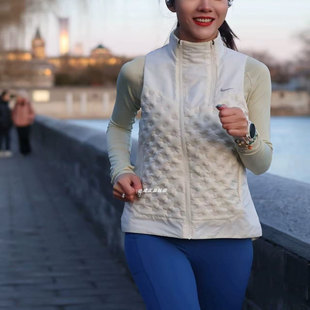 耐克Nike女子秋冬保暖跑步运动休闲羽绒马甲背心 FB7607-010-110