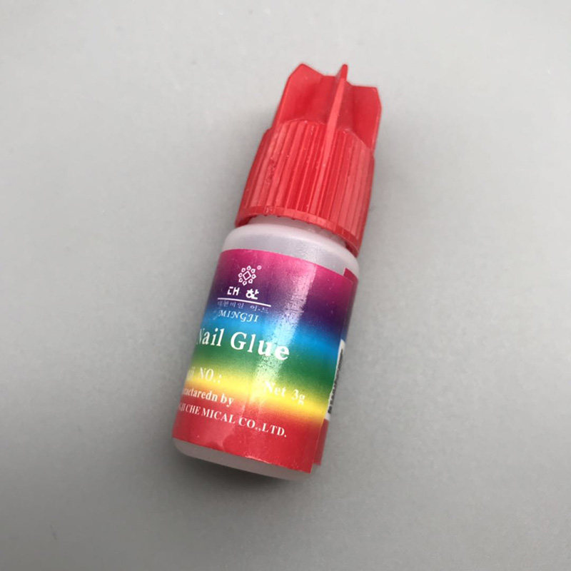 沈陽簡單姐推薦甲片彩虹膠水強力牢固粘貼（3g裝，介意慎拍）在類目 潤滑/膠粘/試劑/實驗室耗材, 膠粘劑/膠水中 - 來自Buy2taobao.com提供專業的淘寶代購服務