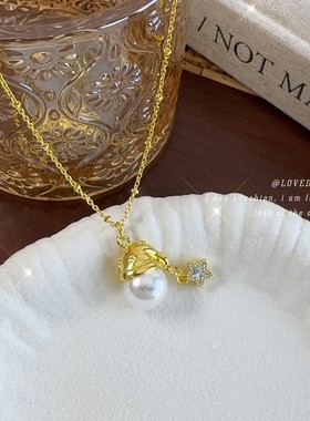 法式浪漫拉丝珍珠圣诞帽星星项链女小众设计复古轻奢高级感锁骨链