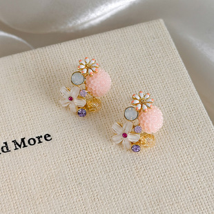 甜美水晶花团锦簇耳钉女2025年新款潮高级感轻奢花瓣耳环独特耳饰