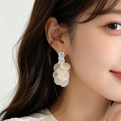 法式锆石贝壳流苏耳环度假轻奢