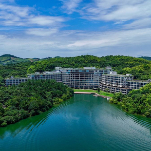 天目湖涵田度假村2晚连住含双早+半山温泉+聆湖湾乐园+特色旅拍