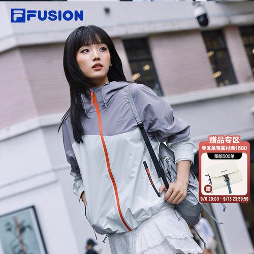 斐乐潮牌丨轻逸新机服外套女
