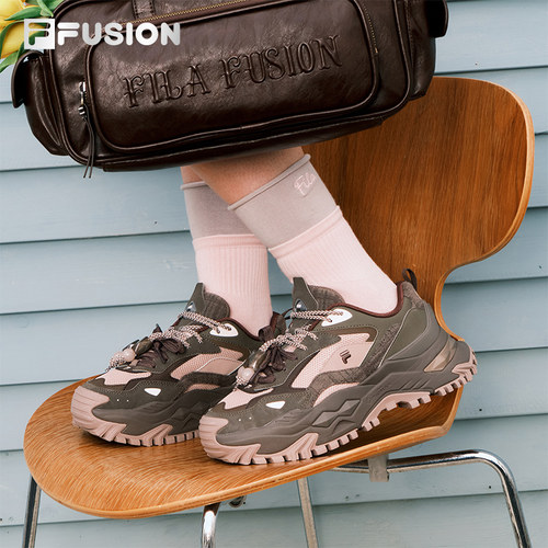 FILAFUSION女鞋硬糖厚底老爹鞋
