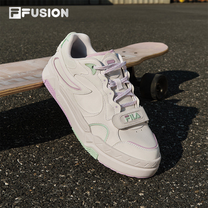 斐乐英文官旗新券 2000-400 - 线报酷