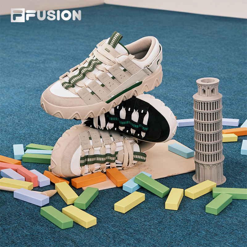 FILAFUSION情侣厚底休闲板鞋