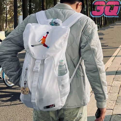 乔丹彩色飞人LOGO男女运动双肩包