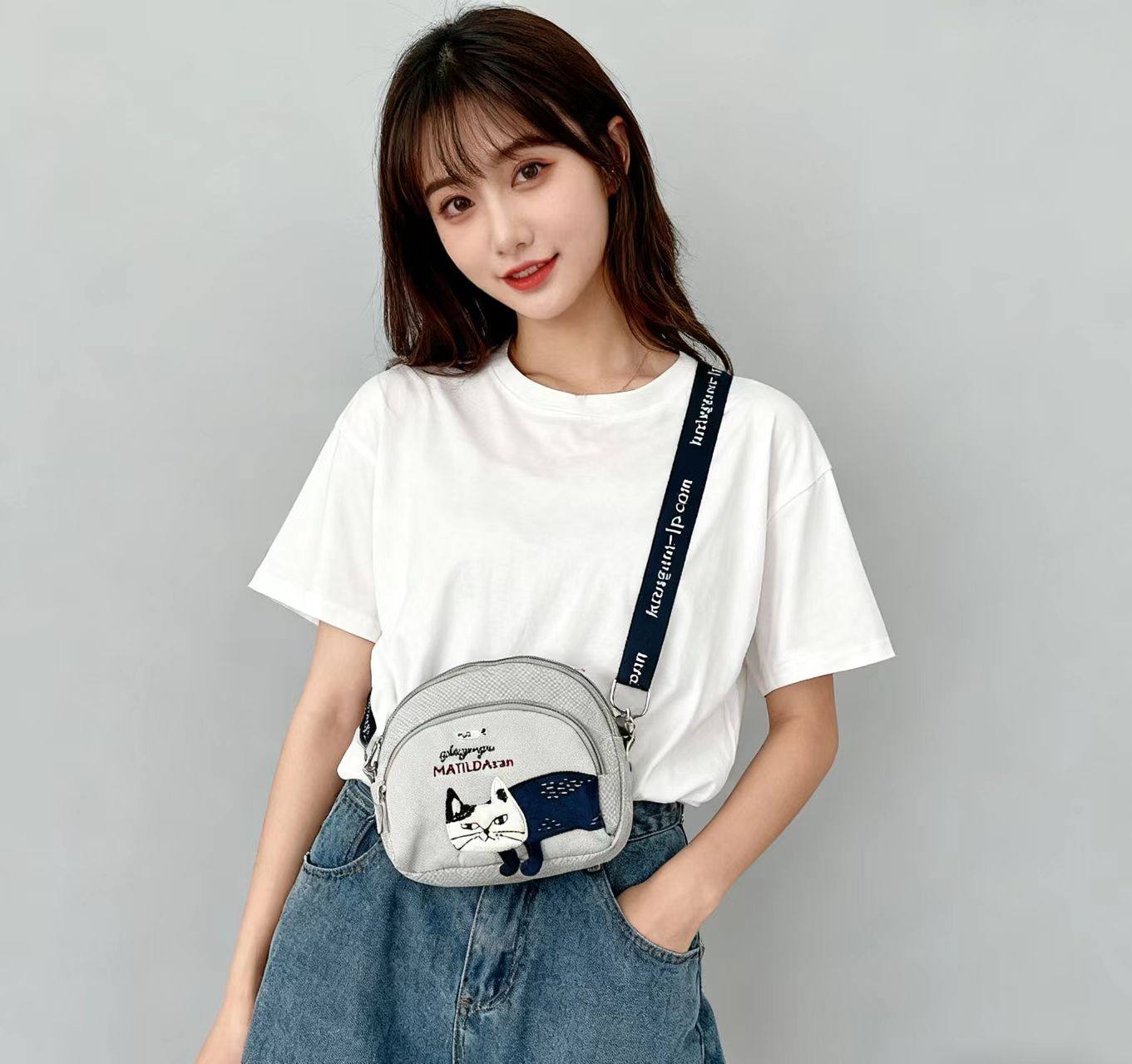 日本Kusuguru正品刺绣猫咪法斗小号斜挎包手提包手拎包单肩包,箱包皮具/热销女包/男包,手拿包,淘宝优惠券,粉丝福利购,淘宝优惠卷