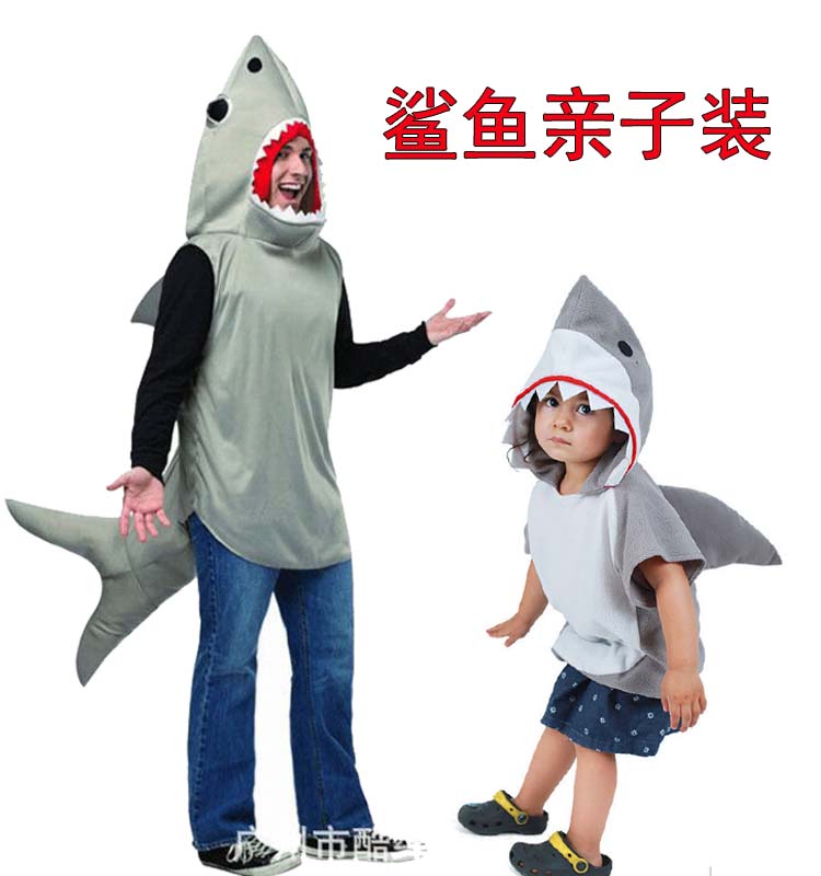 儿童鲨鱼cosplay万圣节活动表演