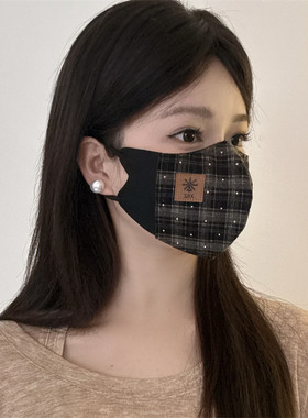 秋冬季格子保暖口罩女高颜值3d立体显脸小保暖骑车防风防寒面罩