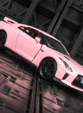 新款 马珂垯1:36仿真日铲GT汽型R35奔弛C63S ANG合金车模玩具