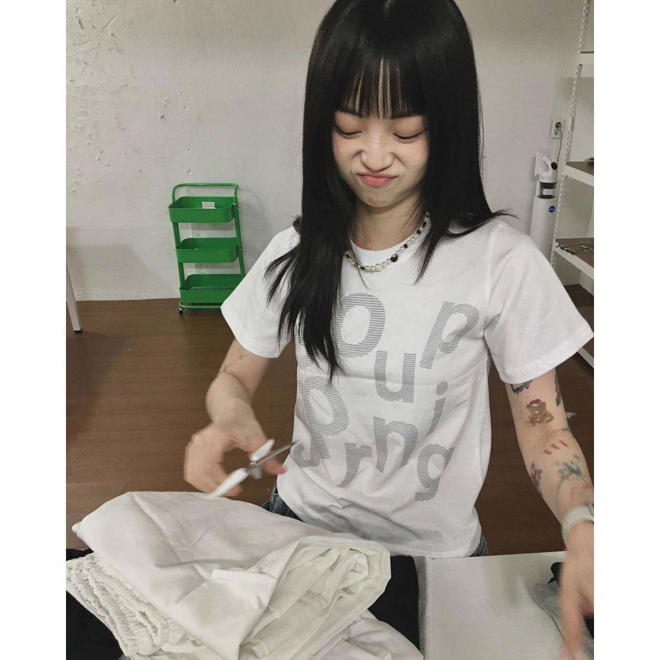 樱花麻豆 复古小众不规则字母正肩短袖T恤辣妹修身短款显瘦上衣女