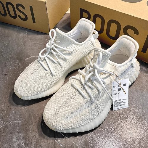 YEZIYEEZY椰子鞋350纯白冰淇淋
