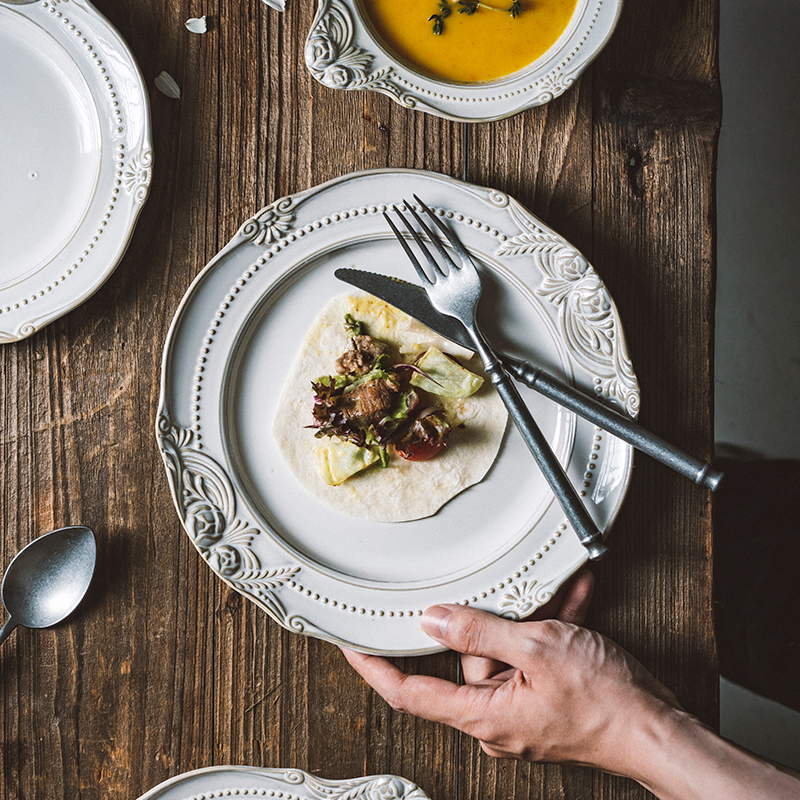 肆月法式盘子复古轻奢陶瓷餐盘家用高级感浮雕创意碗平盘炒菜餐具