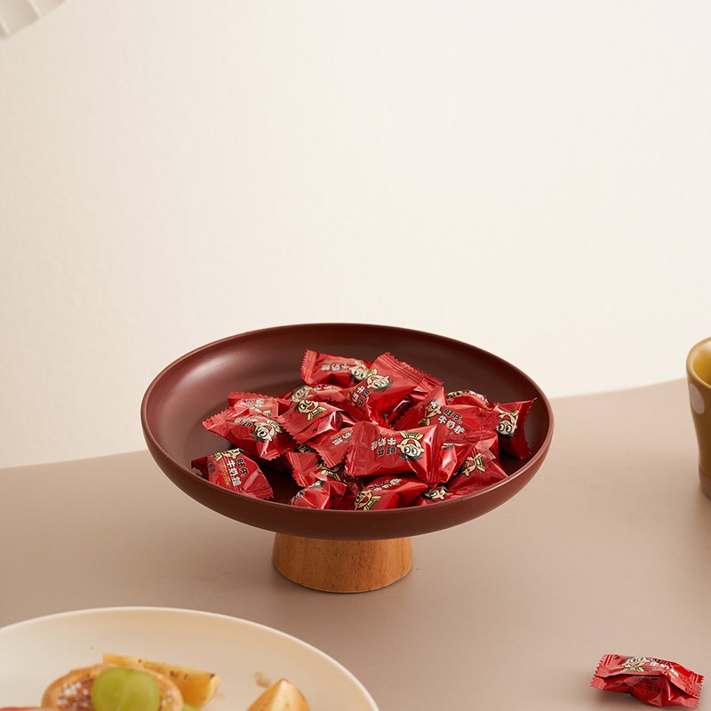 肆月中式红色结婚果盘