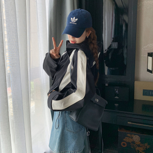 撞色连帽设计感冲锋衣外套女2023秋新款韩版学院风小个子爆款上衣图片