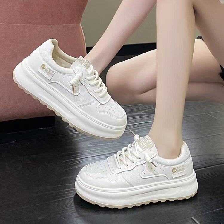女鞋夏季透气2025新款百搭休闲板鞋初中学生皮面厚底小白潮鞋