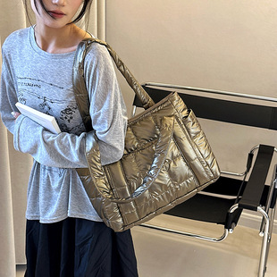 Bag Fashionable Bright Hand Western tton Face Style carried