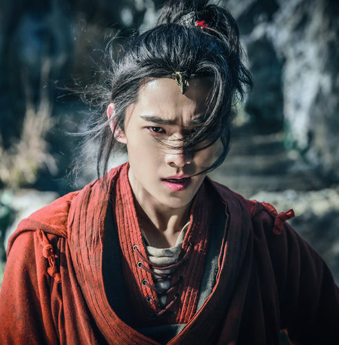 杨洋 俊朗帅气美男子个人高清照片写真 武动乾坤 微微一笑很倾城