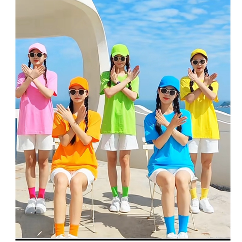 彩色t恤中裤套装团体班服