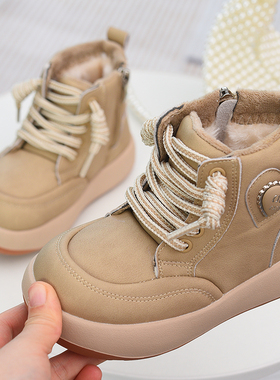 儿童雪地靴加绒加厚保暖棉靴2025冬季新款女孩防滑软底中大童靴子