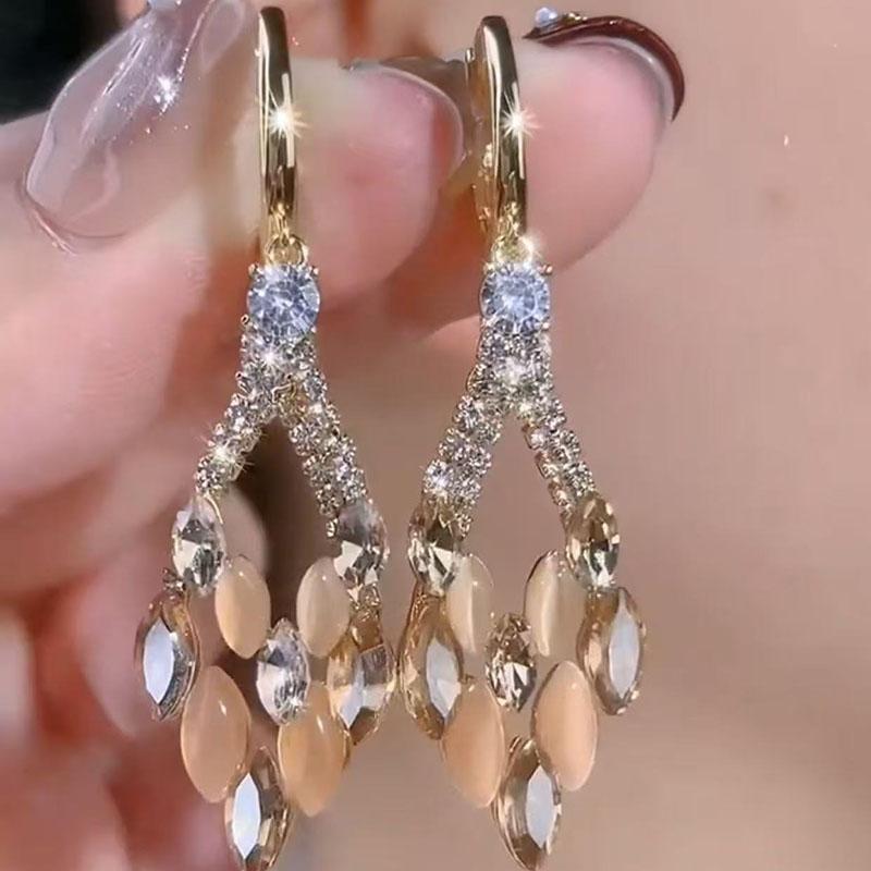 镶钻镂空猫眼石菱形耳环精致闪亮